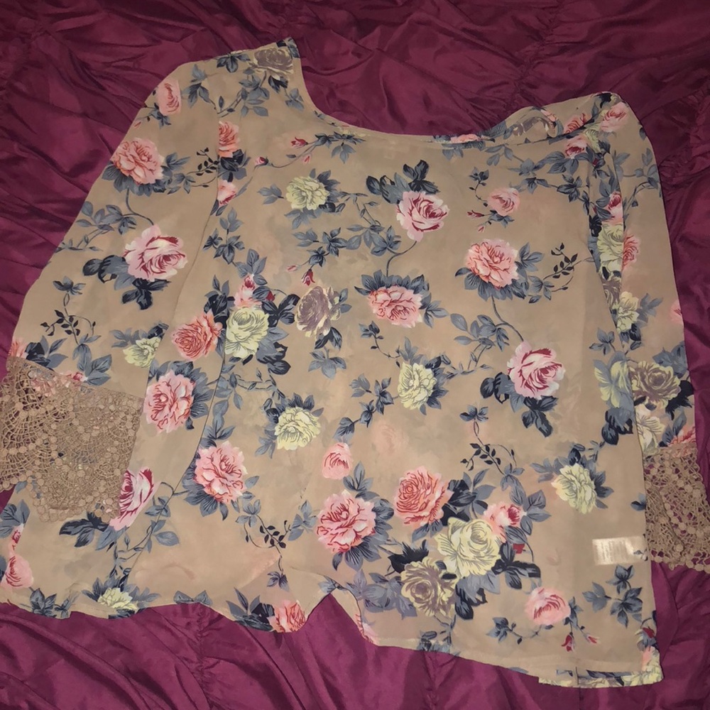 Floral shirt size Xl